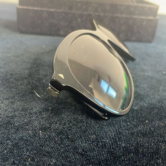Prada Black Frame Sunglasses in Box - Picture 6 of 10
